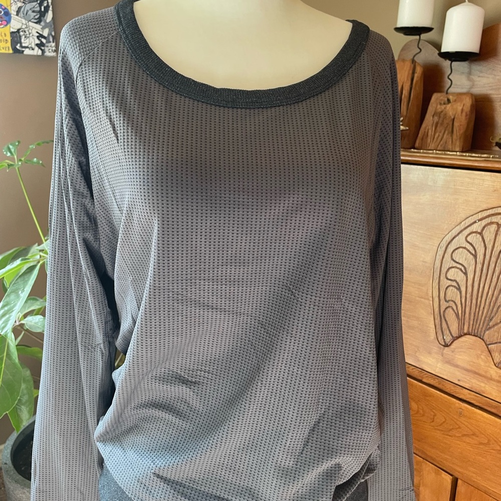 Gray Long Sleeve Athletic Top